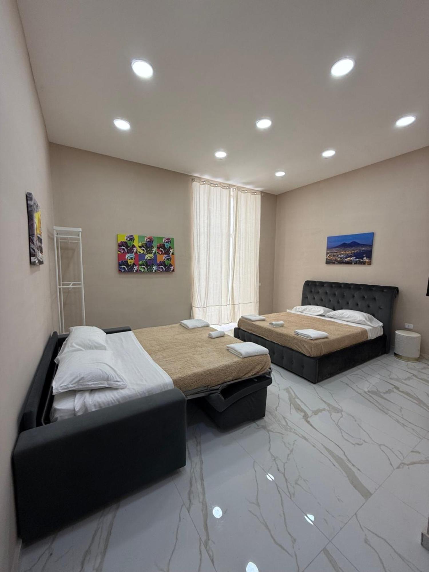 Valentino Caracciolo 105 Apartment Napoli Exterior foto