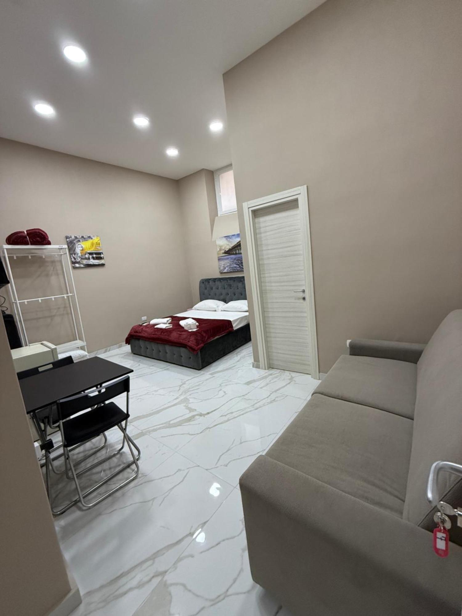 Valentino Caracciolo 105 Apartment Napoli Exterior foto
