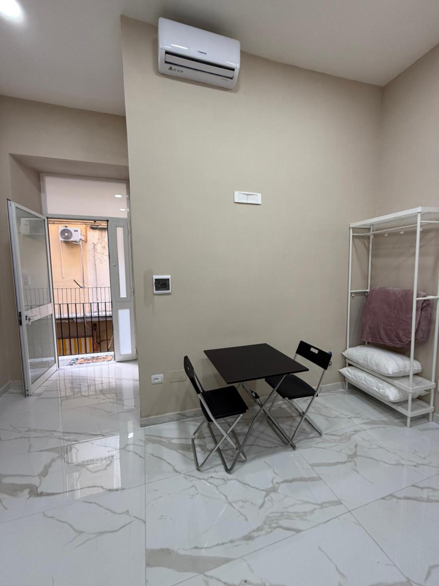Valentino Caracciolo 105 Apartment Napoli Exterior foto